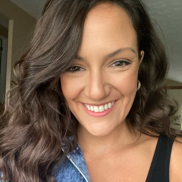 Meet your Posher, Darby - Picture 1 of 1